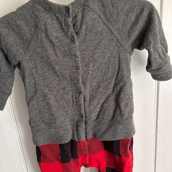 (3/$20) Gap x Disney 3/6m mickey romper with long sleeves and gingham pants - Picture 6 of 6